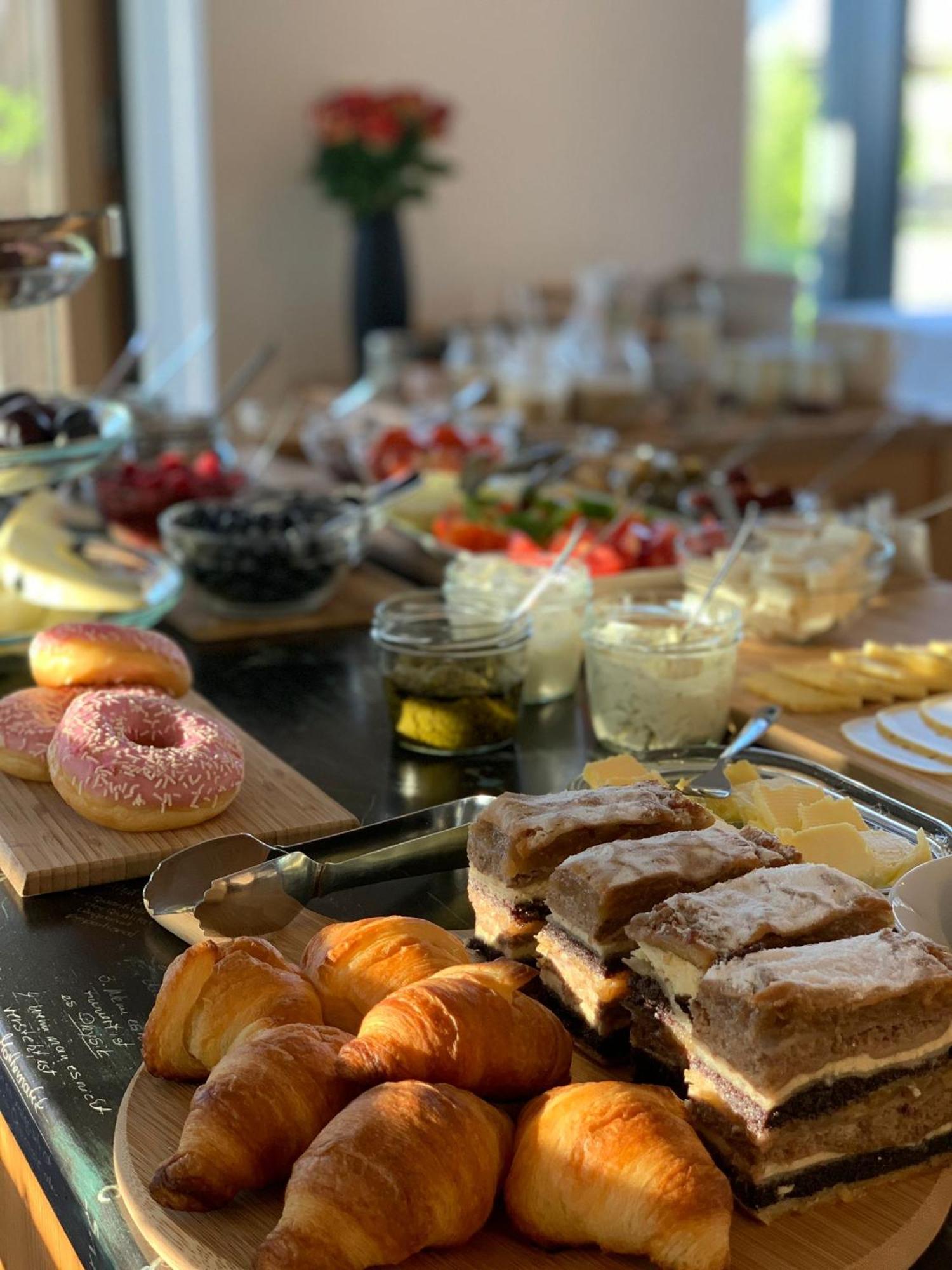 Eco Boutique Hotel Ams Beagle Bled Bagian luar foto