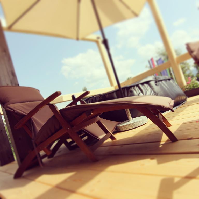 Eco Boutique Hotel Ams Beagle Bled Bagian luar foto