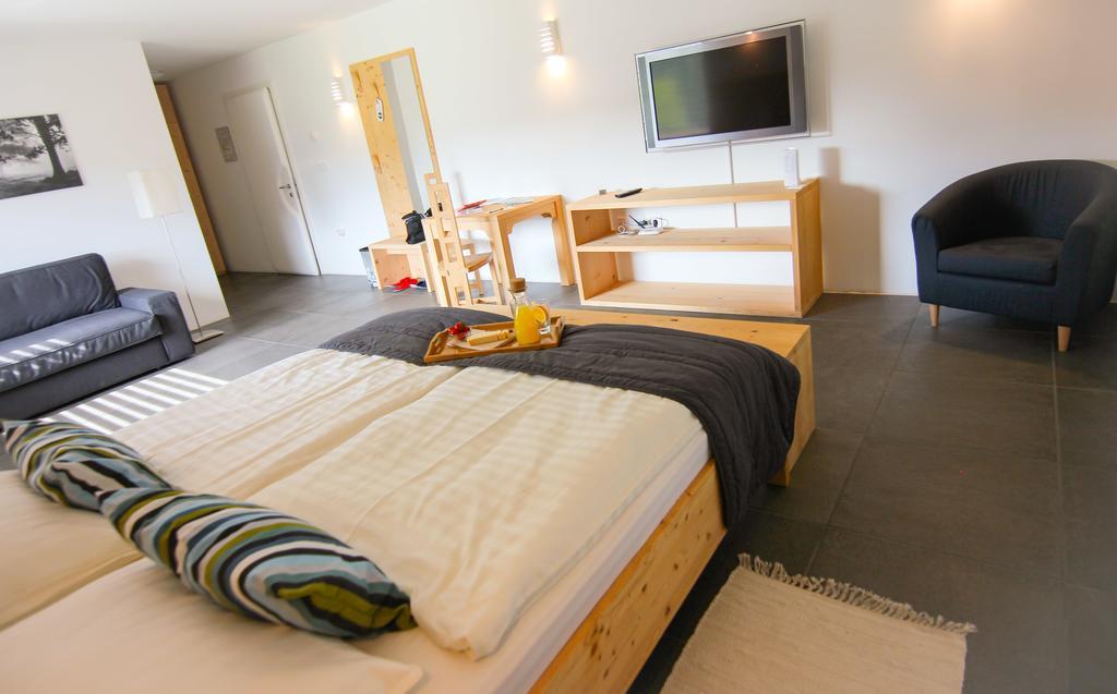 Eco Boutique Hotel Ams Beagle Bled Bagian luar foto