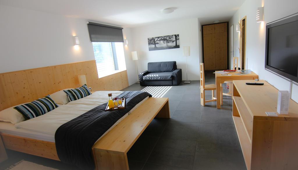 Eco Boutique Hotel Ams Beagle Bled Bagian luar foto