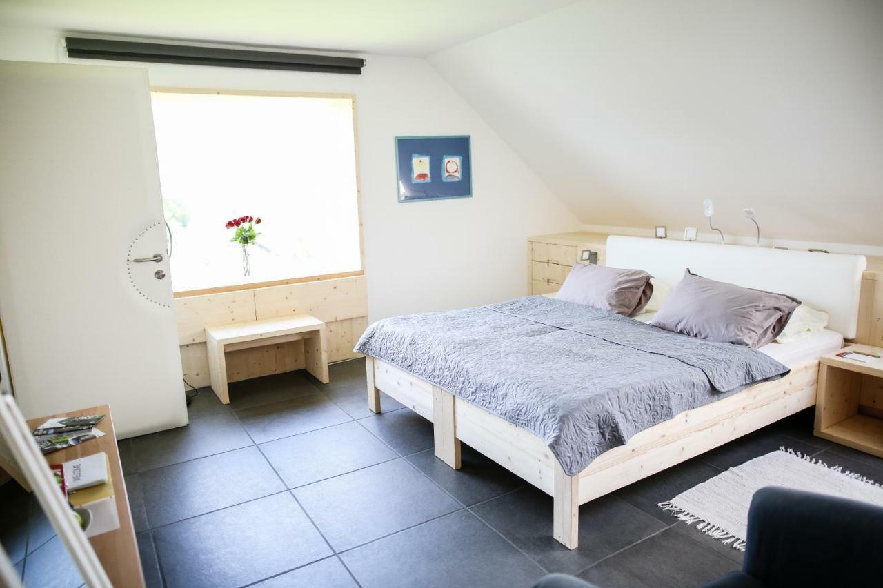 Eco Boutique Hotel Ams Beagle Bled Bagian luar foto